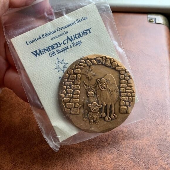 Vintage Wendell August Forge Christmas Ornaments Nativity Greeters Bronze‎ 1996 - Picture 2 of 4